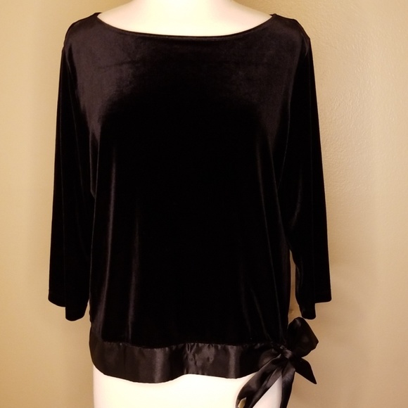 Willi Smith Tops - GONE 12/15! Willi Smith EUC Stretch Velvet Top